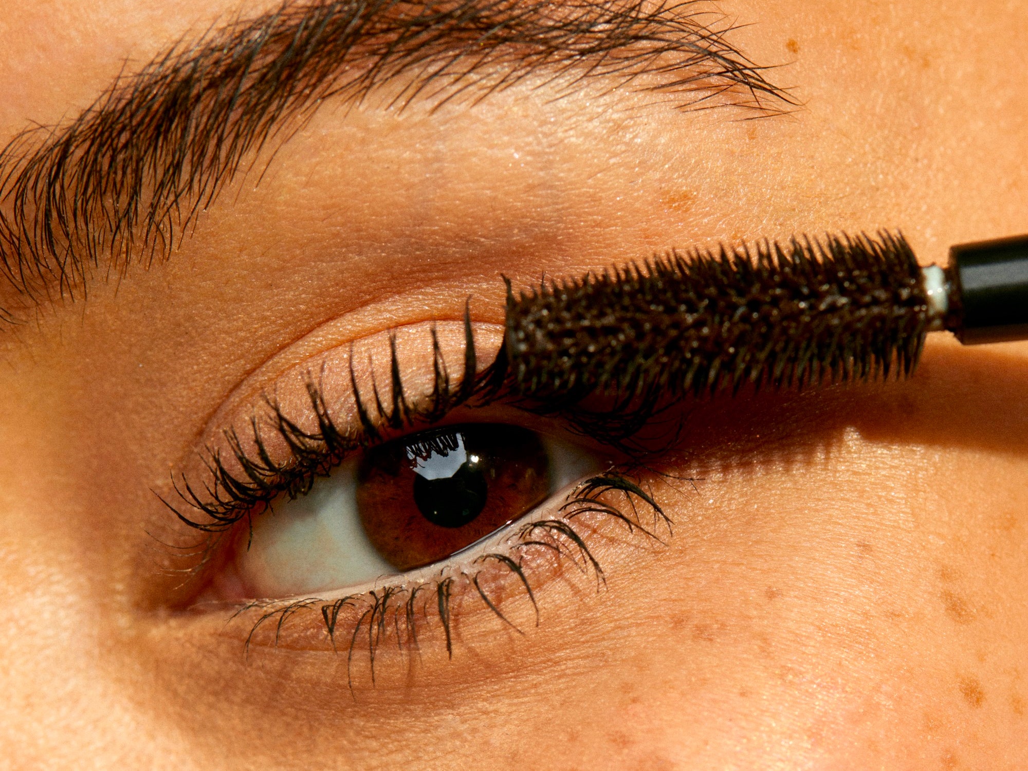 Age-Defying Magnificence: The Greatest Mascara Picks for Older Girls